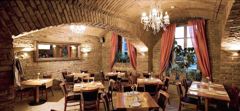 Hotel Andel Прага Экстерьер фото
