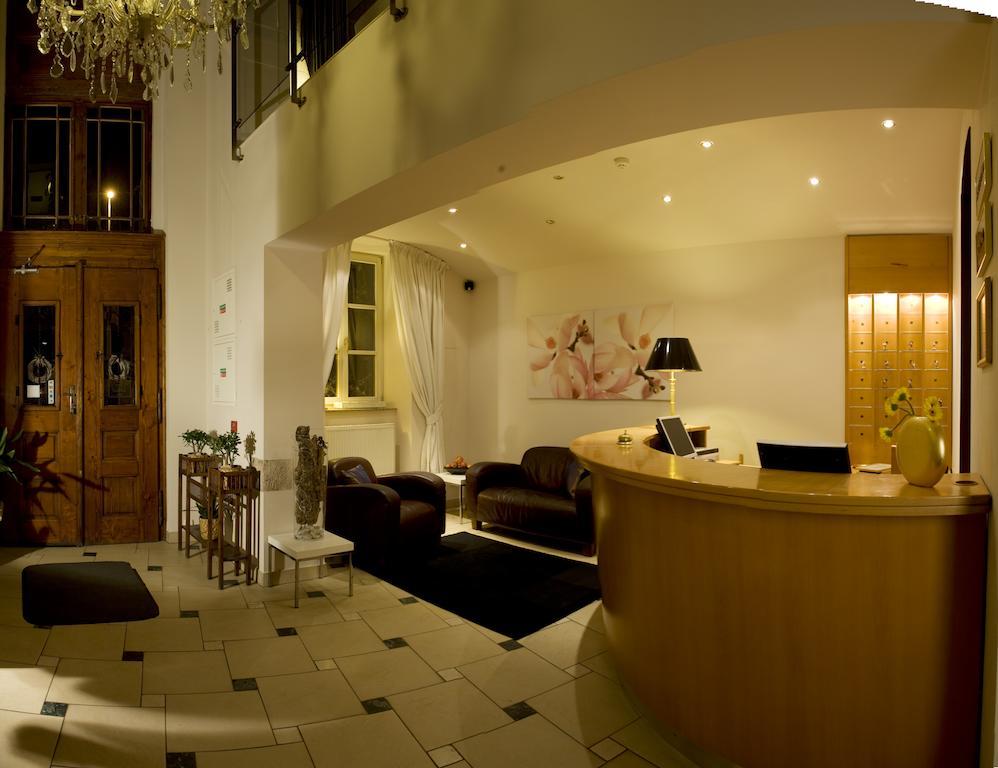 Hotel Andel Прага Экстерьер фото
